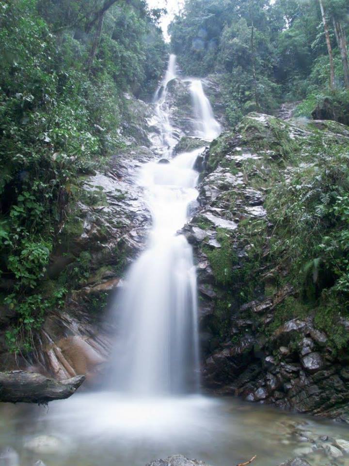 Cascada Los Venados, en la vereda Aguablanca del municipio de Floridablanca, departamento de Santander, Colombia.